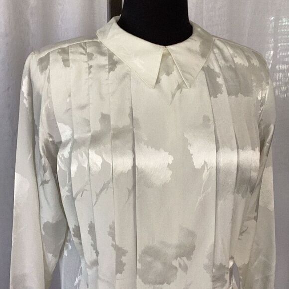 Vintage Jones New York Silk Blouse Cream Shoulder Pads Women’s Small - Picture 3 of 8